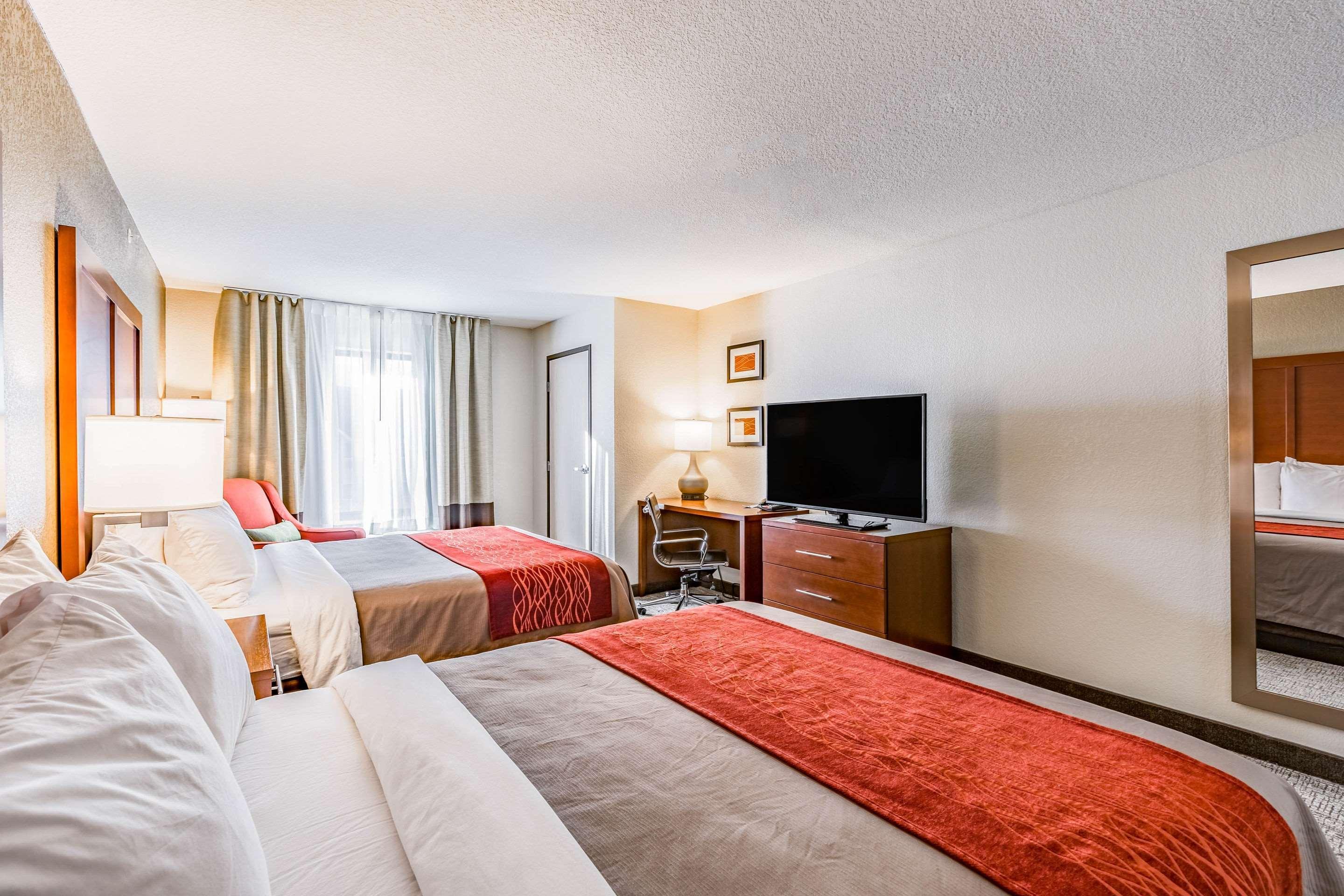 Comfort Inn Altoona-Des Moines Екстер'єр фото