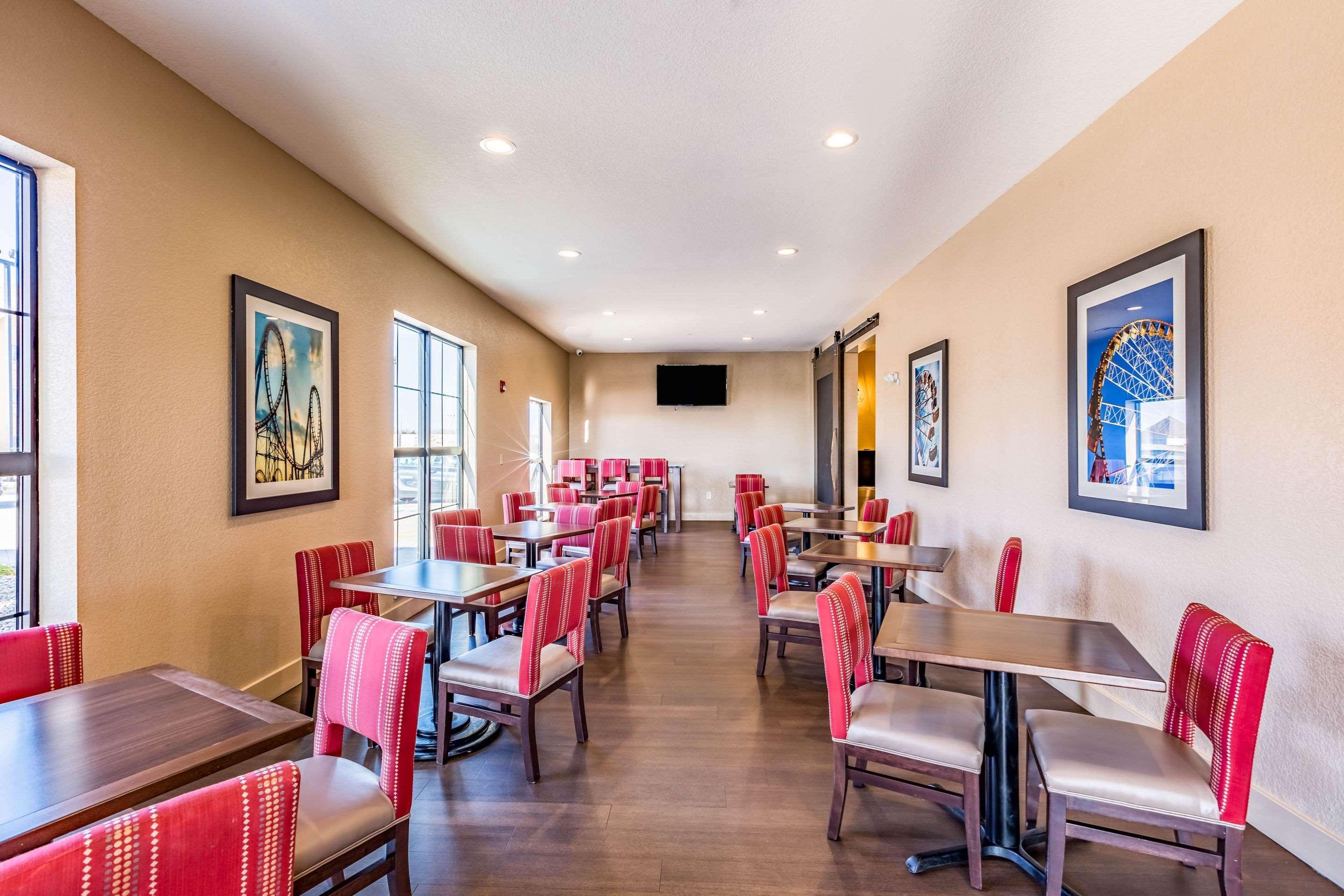 Comfort Inn Altoona-Des Moines Екстер'єр фото