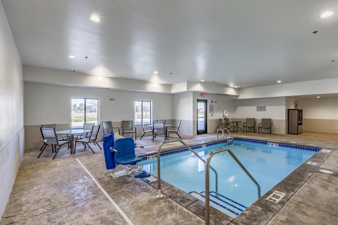 Comfort Inn Altoona-Des Moines Екстер'єр фото